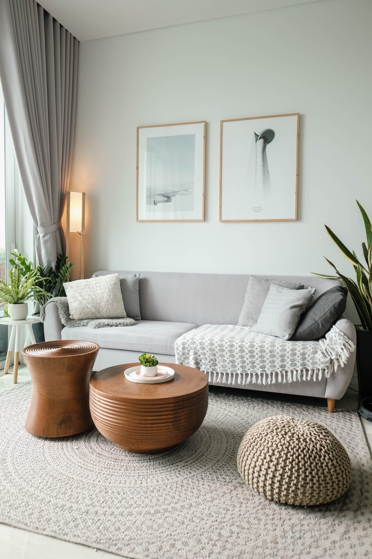 A beautiful home interior view with a sofa set